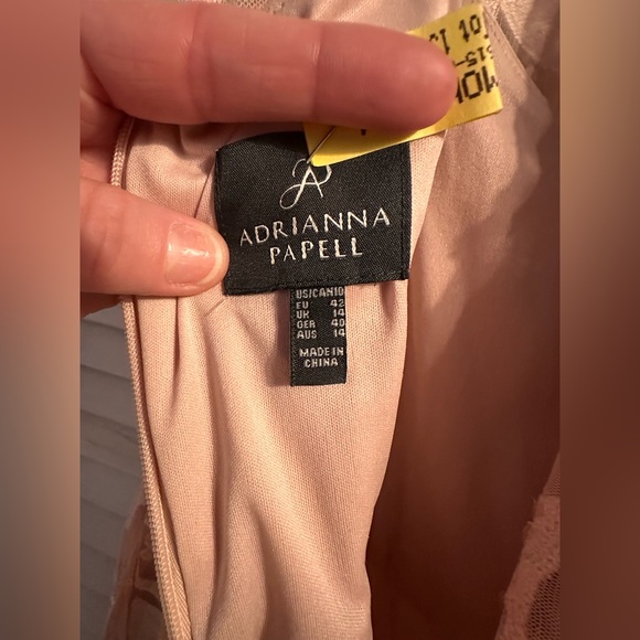 COPY - Stunning blush pink sequin Adrianna Papell gown - Picture 8 of 10